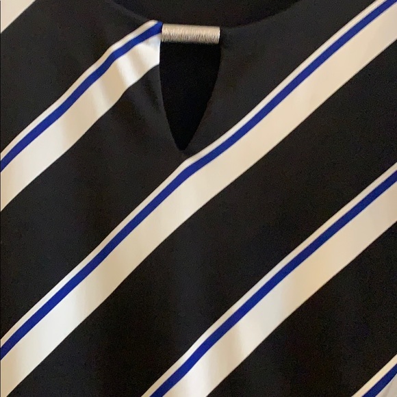 White House Black Market Size Small - Picture 5 of 6